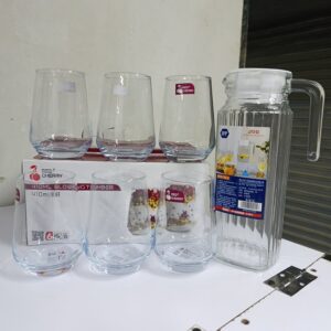1luminarc jug and 6pcs of water glasses